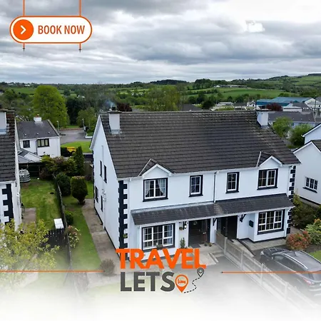 4 Bedroom House By Travel Lets Homes With Garden Casa vacanze Convoy